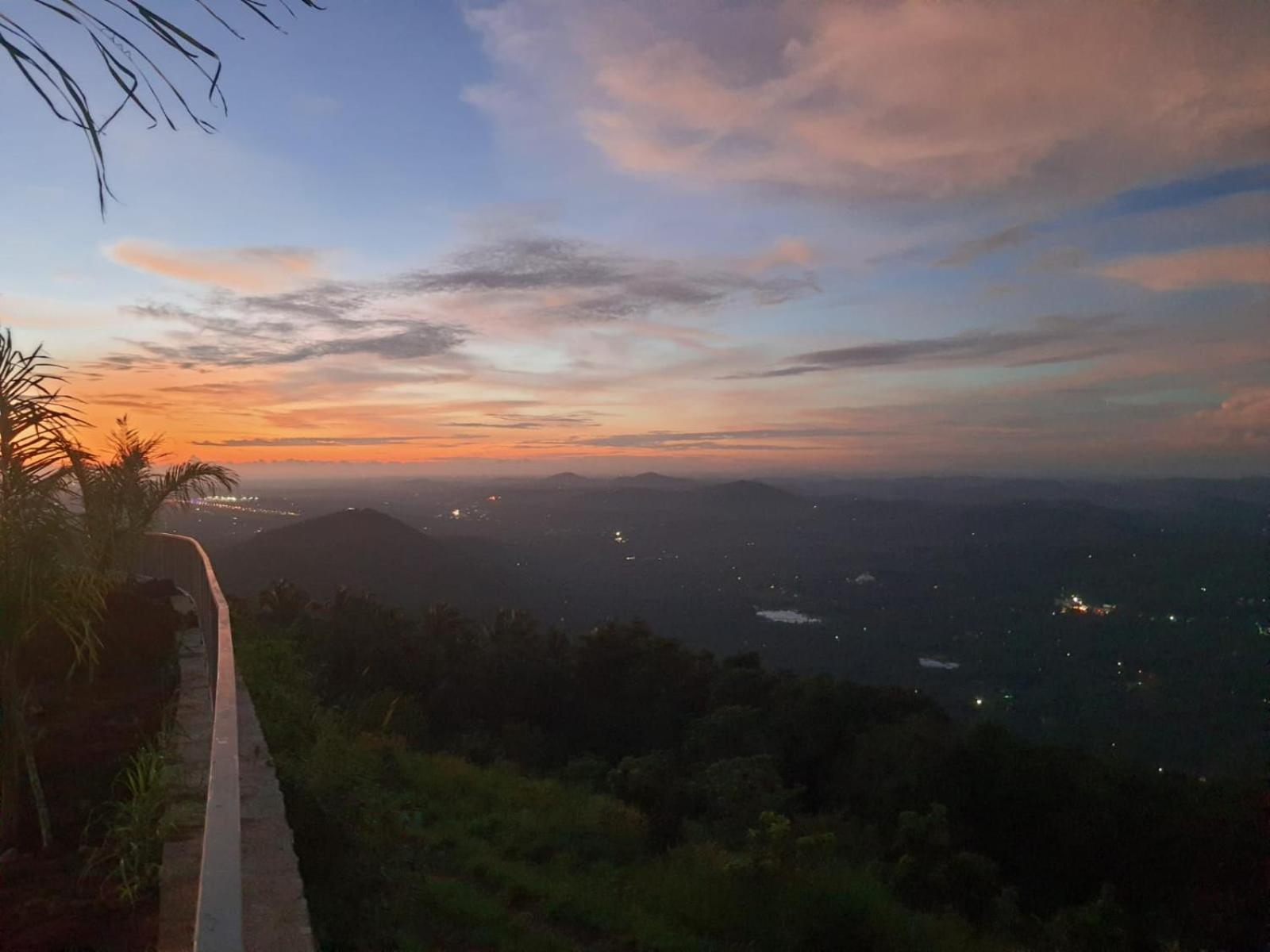 Misty Green Hills Parks & Resorts Kondotty Zewnętrze zdjęcie